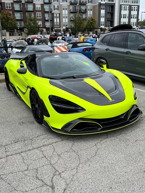 Scenes from a recent car show - Image 2